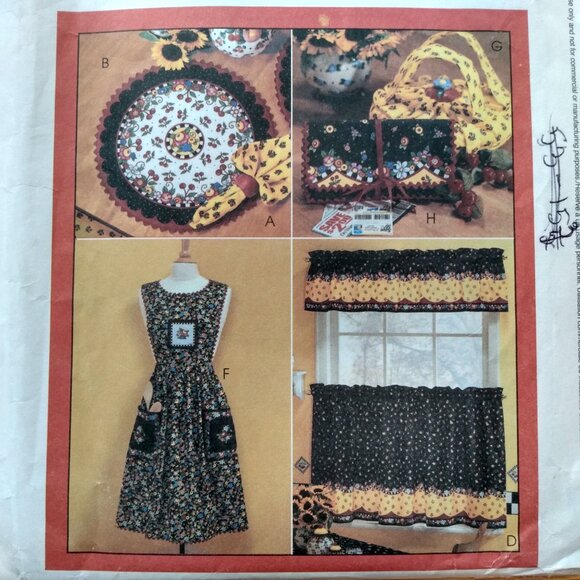 Vintage Curtains Apron Sewing Pattern Engelbreit 3982 Kitchen Decor UNCUT - Picture 6 of 10